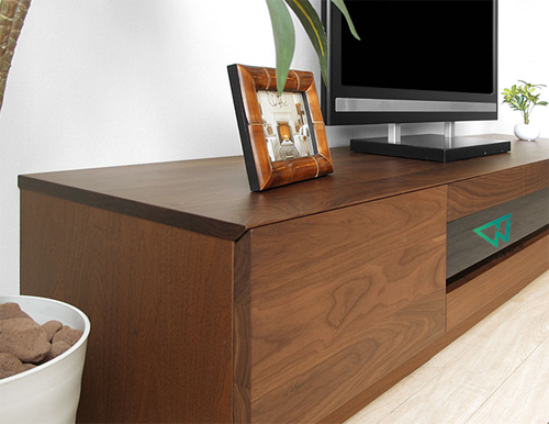 Kệ tivi gỗ óc chó